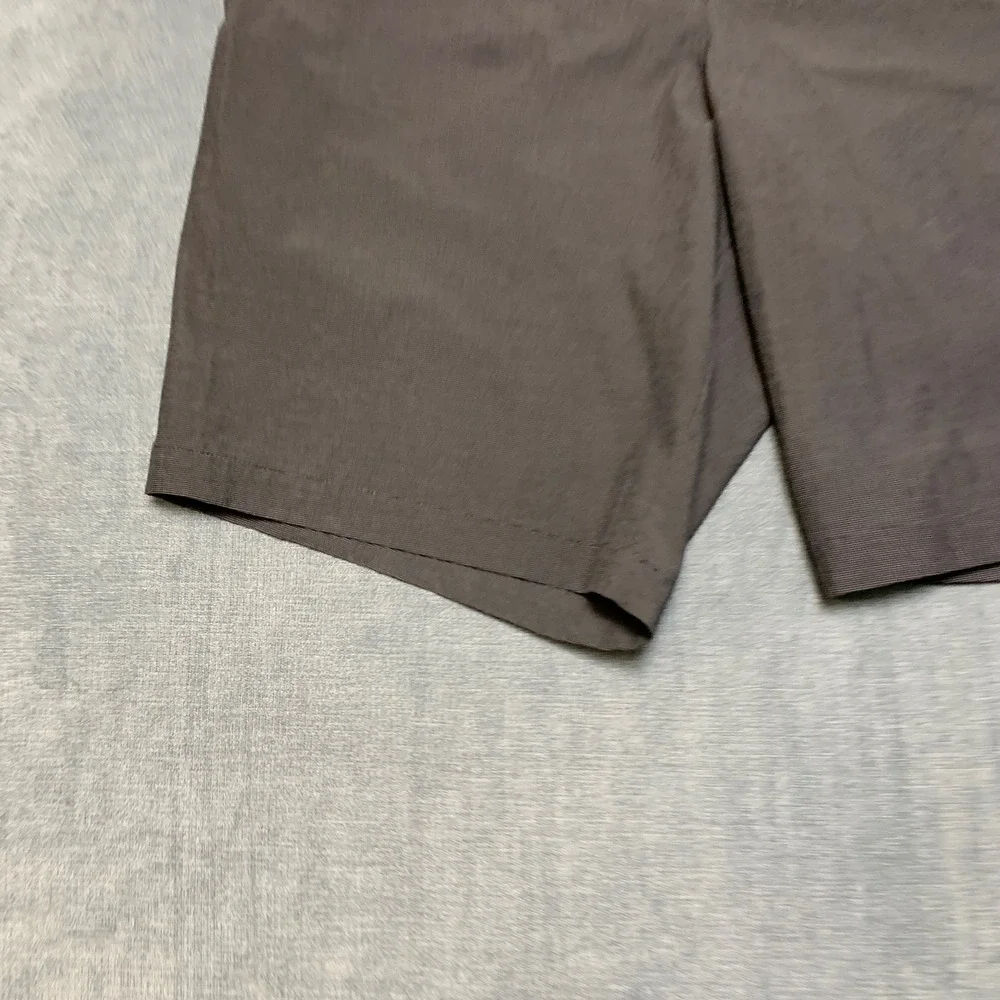 Banana Republic Chino Shorts Mens 36 Black Flat Front Slash Pockets Streetwear